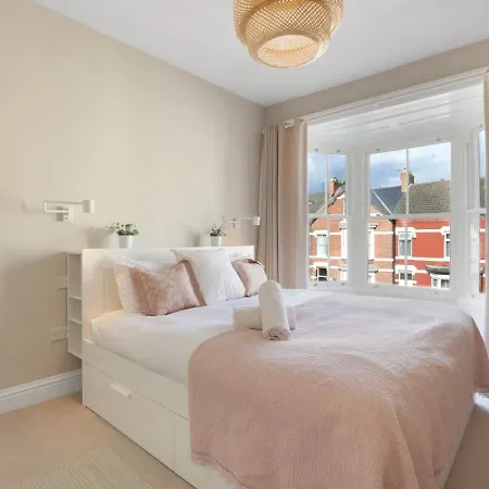 Victorian House - North East Escapes * Saltburn-by-the-Sea