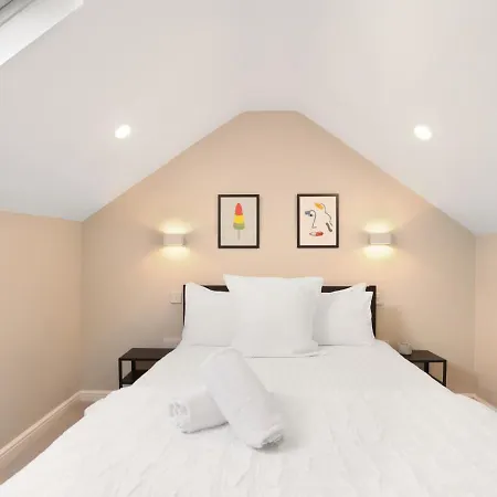 Victorian House - North East Escapes